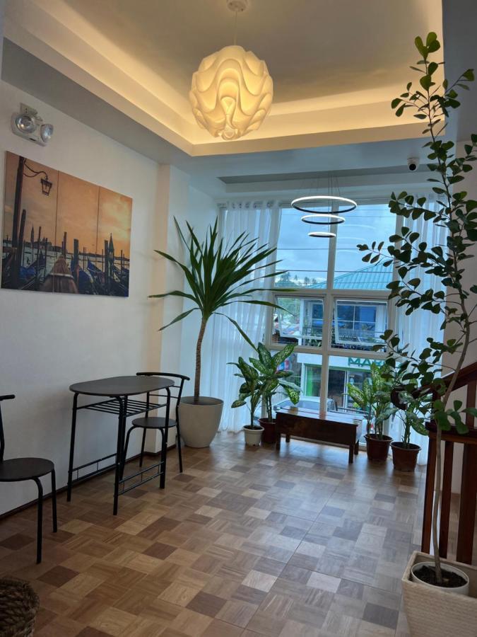 Rich-Vania Suites Хенерал Луна Екстериор снимка