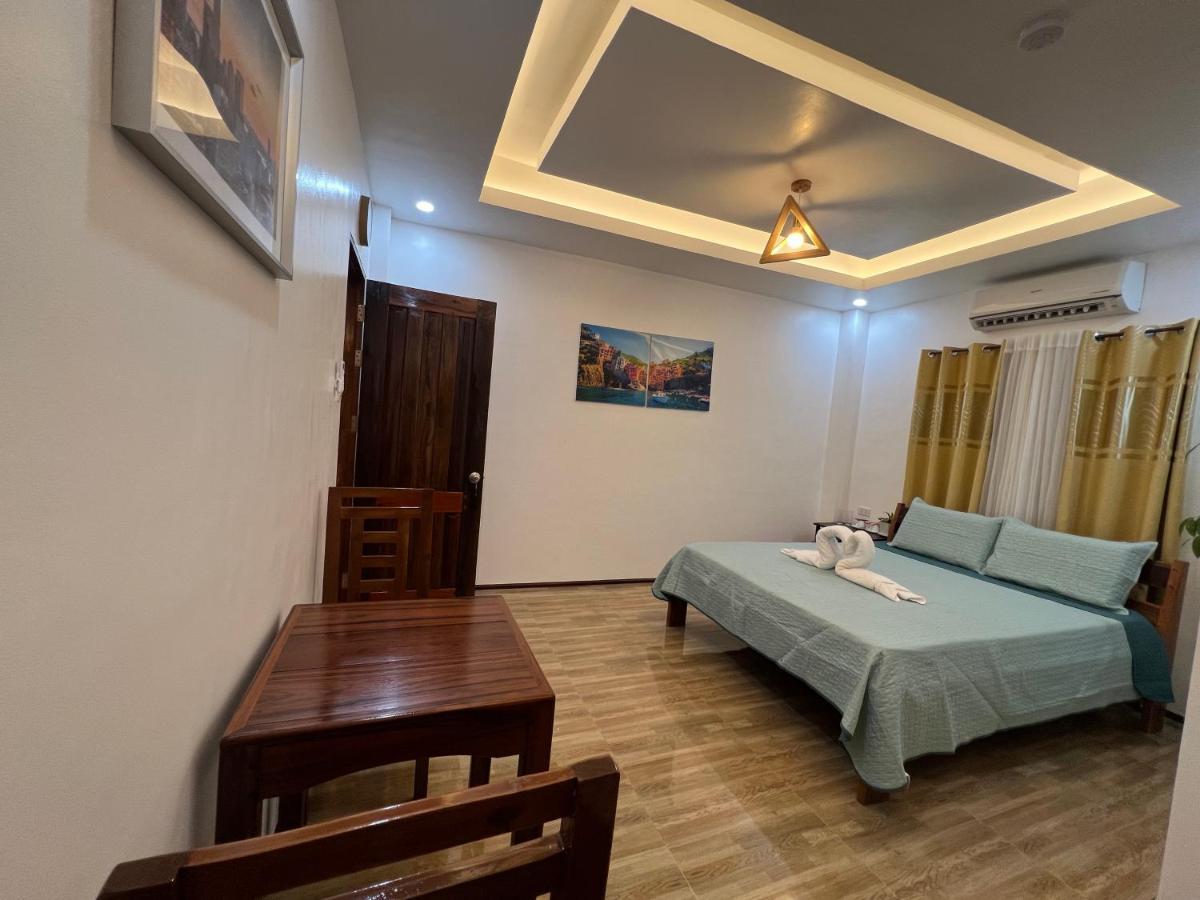 Rich-Vania Suites Хенерал Луна Екстериор снимка