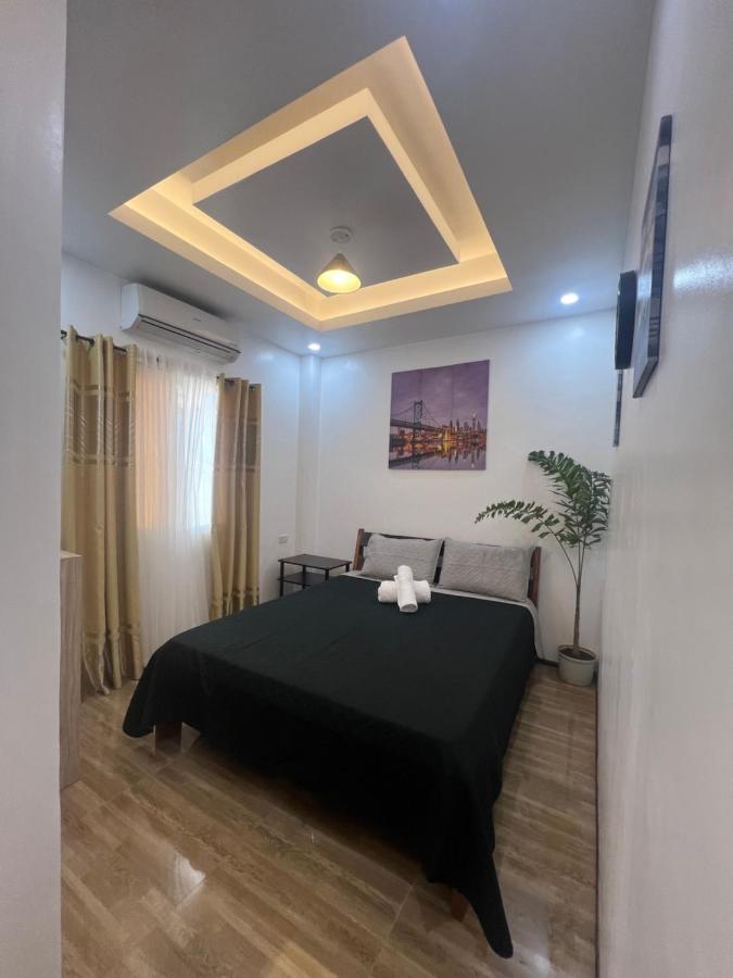 Rich-Vania Suites Хенерал Луна Екстериор снимка